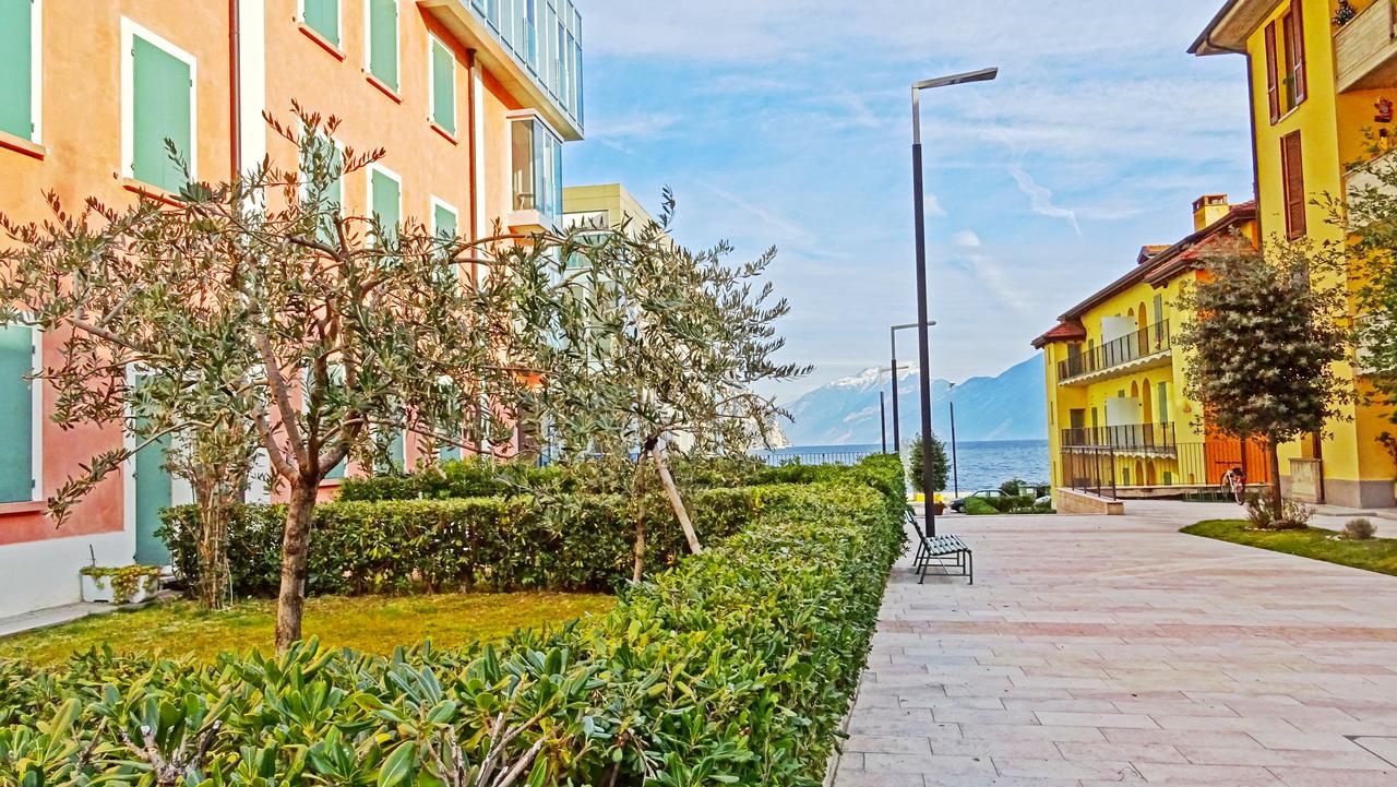 Campione Ora Apartments By Gardadomusmea Campione del Garda Exterior foto