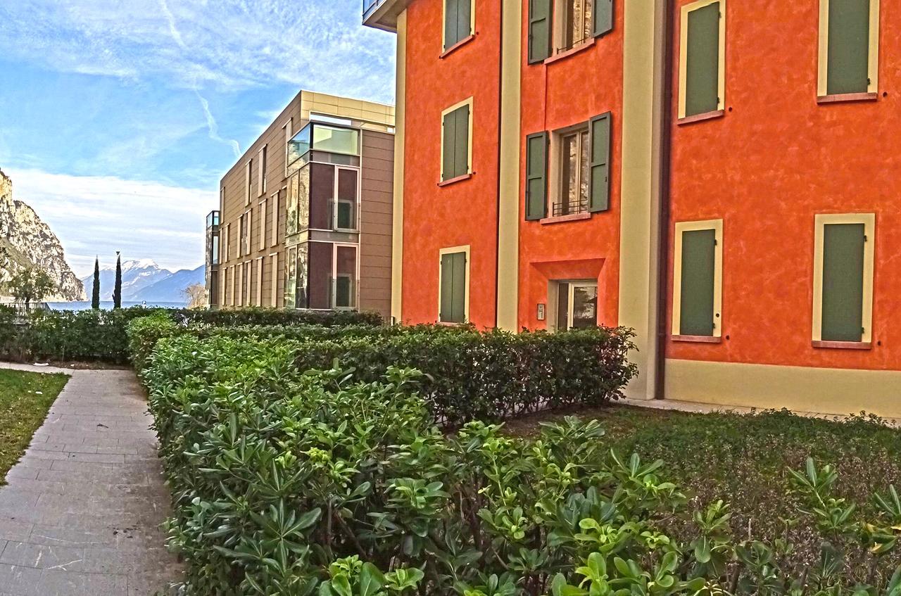 Campione Ora Apartments By Gardadomusmea Campione del Garda Exterior foto