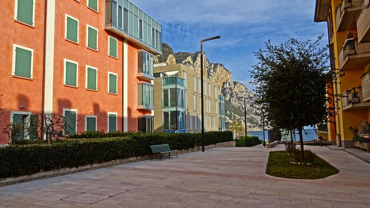 Campione Ora Apartments By Gardadomusmea Campione del Garda Exterior foto